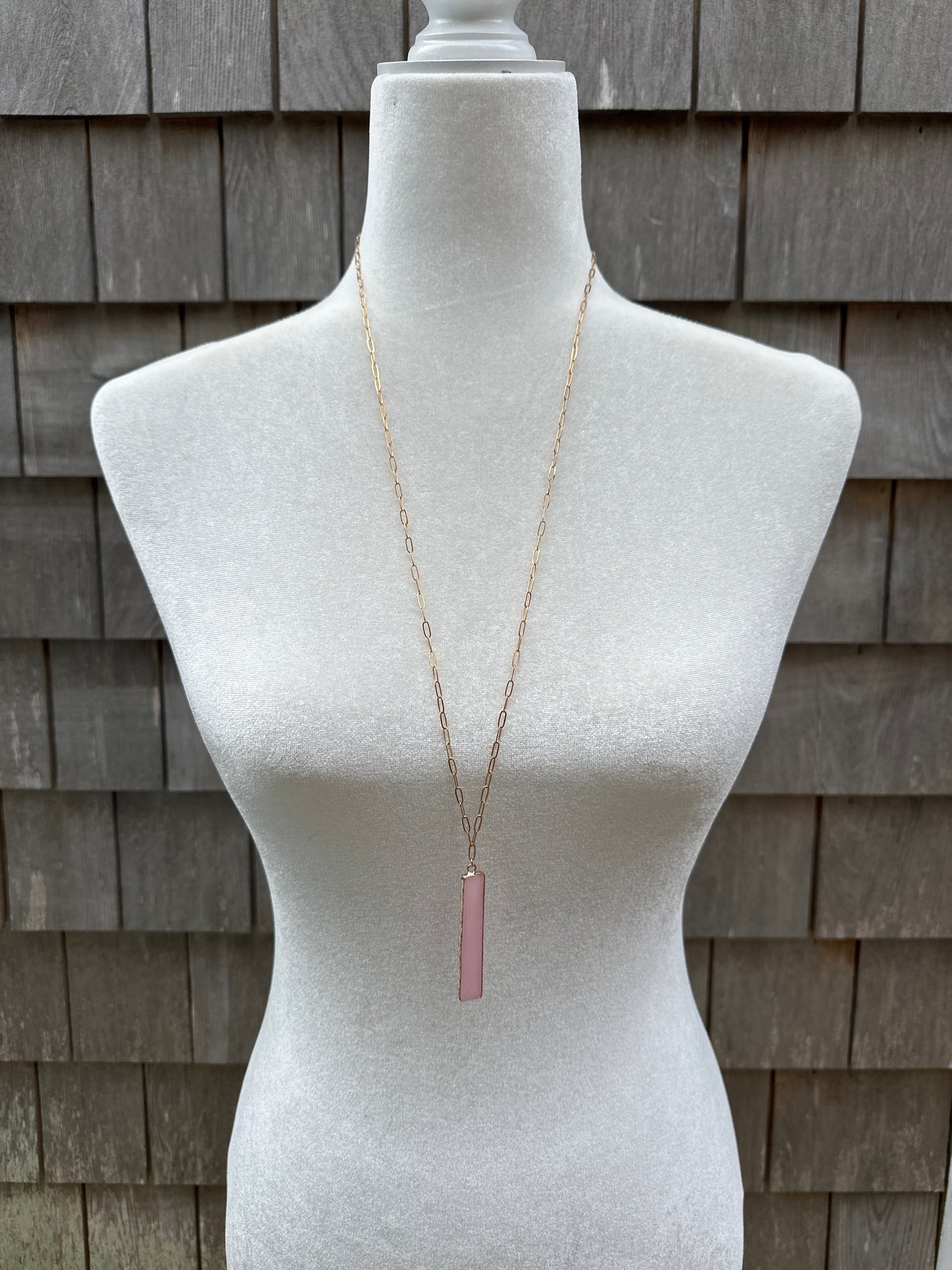 New Boutique necklace