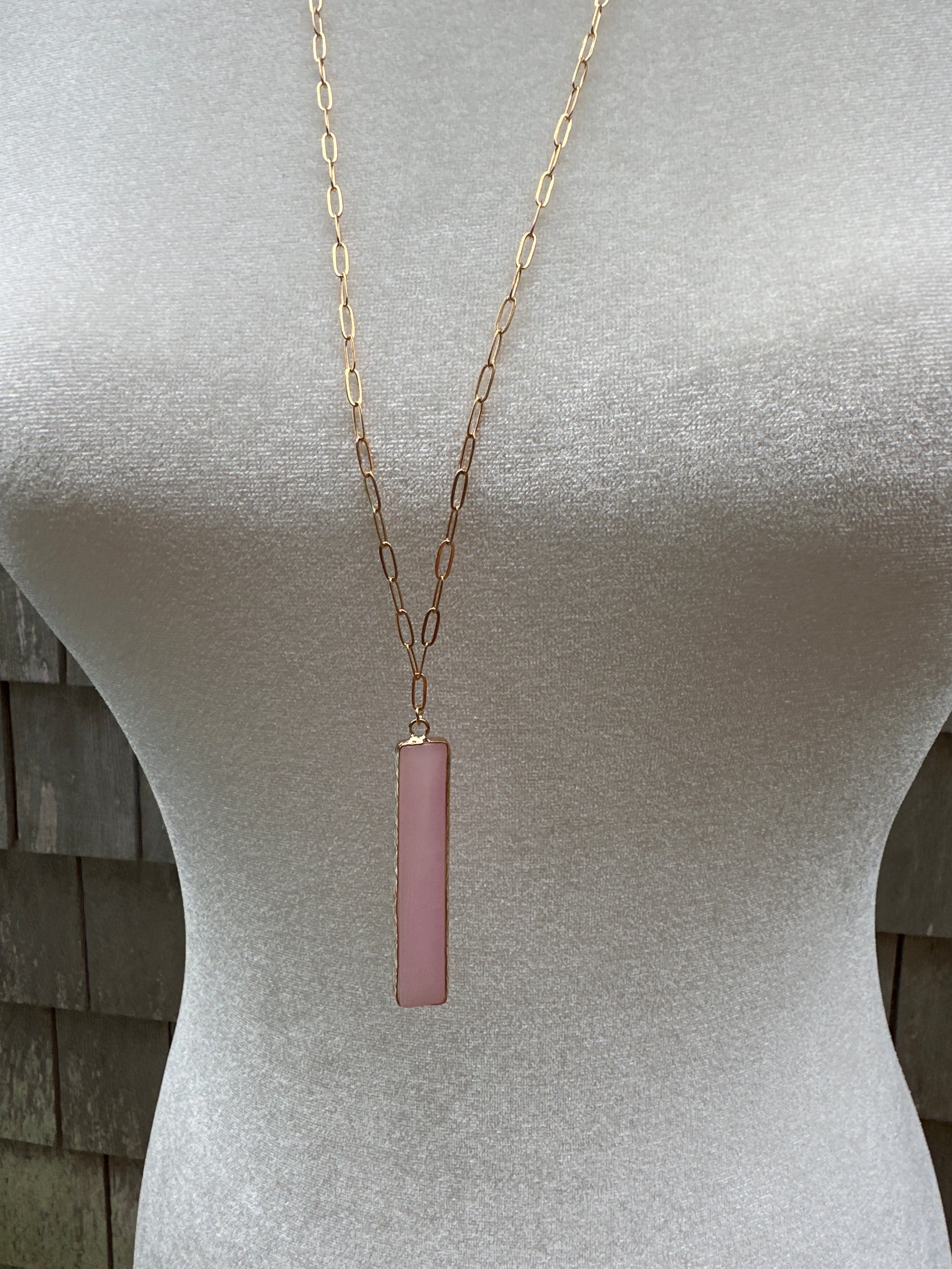 New Boutique necklace